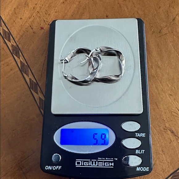 Sterling Silver 925 Twisted Hoop Earring - Picture 14 of 14